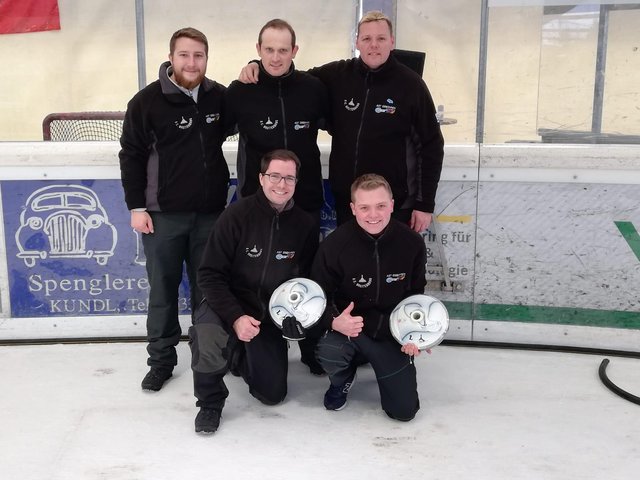 stehend v.l.: Markus Hechenblaikner, Roland Fringer und Gerald Geirhofer, kniend v.l.: Alexander Hechenblaikner und Christoph Wagner. | Foto: SCB