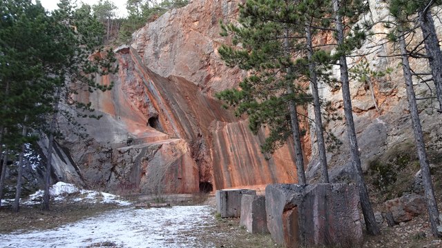 Der Marmorsteinbruch "Geotop" am Engelsberg