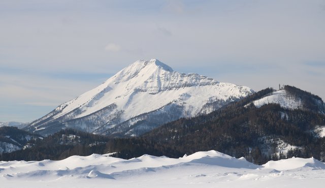 Der Ötscher im Winterkleid.