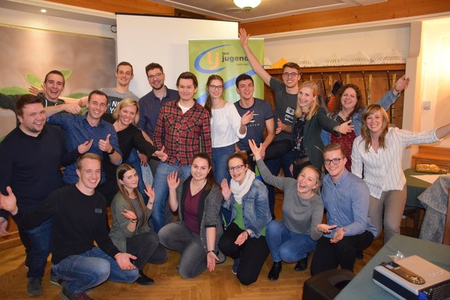 Das neue und alte Führungsteam der Landjugend im Bezirk Weiz. | Foto: Landjugend Bezirk Weiz (4)
