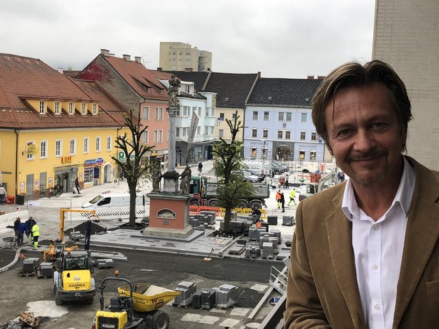 Bürgermeister Gerald Schmid will ein Alkoholverbot am neuen Hauptplatz. | Foto: Verderber