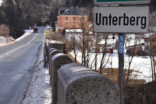 Von Unterberg bis zur Einmündung in die Stubaitalstraße bei Schönberg bleibt die B 182 bis mindestens Samstagmittag gesperrt. | Foto: Kainz