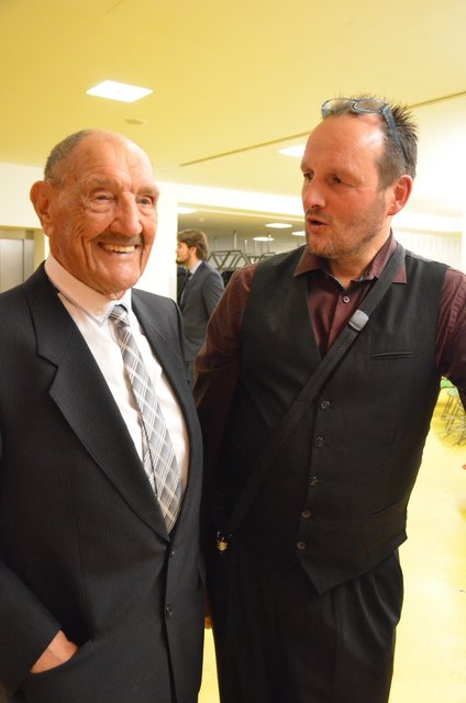 Direktor i.R. Schulrat Rudolf Knolz mit Musikschullehrer Bernhard Weishaupt.