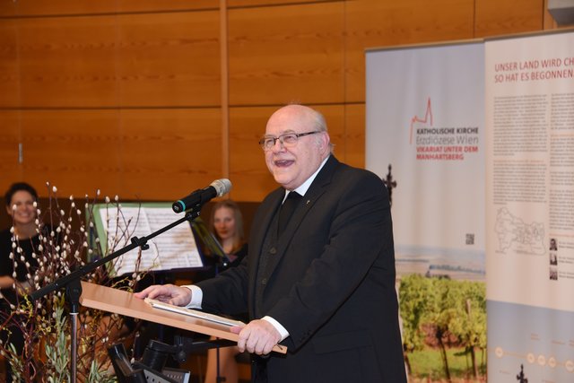 Autor und Ausstellungsgestalter: Prälat Matthias Roch. | Foto: Werner Kraus