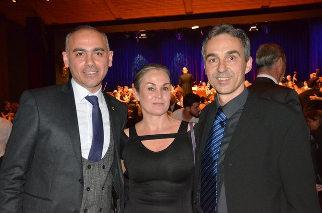 GR Tekcan Güven mit Christine und Frajo Köhle.