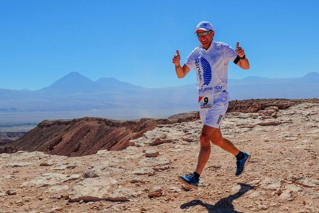 Alexander Rüdiger beim Vulcano Marathon in Chile | Foto: Marc Conlon