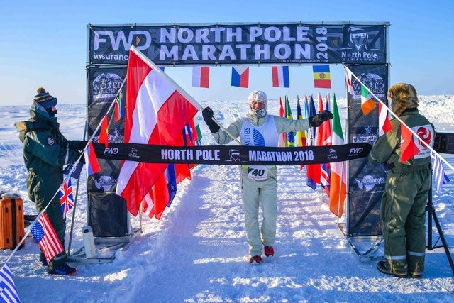 Alexander Rüdiger beim North Pole Marathon | Foto: Marc Conlon