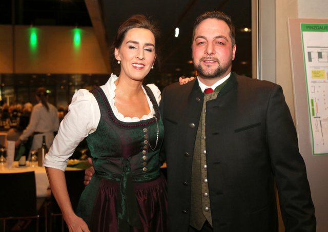 LR Maria Hutter mit Begleiter. | Foto: g.m.