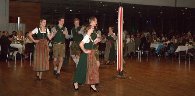 Volkstanzgruppe Maishofen.