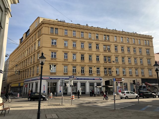 Seit über 170 Jahren eine Institution: Das ehemalige Hotel National in der Taborstraße ist nun teilweise denkmalgeschützt. | Foto: Klemm