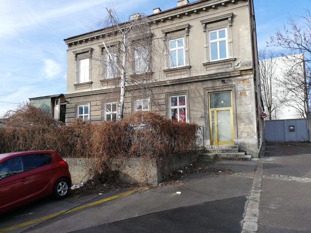 In der Kendlerstraße 35–37 protestierte eine Bürgerinitiative gegen die geplanten Wohnbauten.