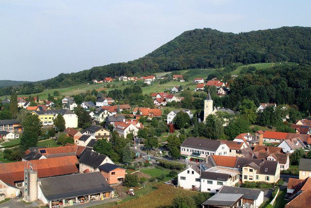 Pure Lebensqualität in idyllischer Naturlandschaft bietet die Marktgemeinde Tieschen. Jene soll in Zukunft noch besser werden.  | Foto: Spätauf