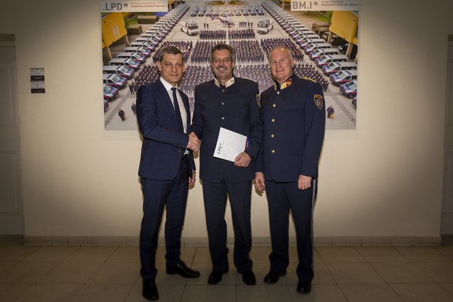 Landespolizeidirektor Helmut Tomac, Franz Hohlrieder und Bezirkspolizeikommandant Walter Meingassner (v.l.). | Foto:  Polizei/Gruber