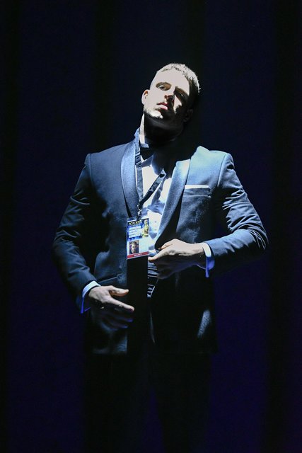 Als "Stalker" steht Maximilian Ortner beinahe täglich auf der Bühne des Wiener Ronachers.