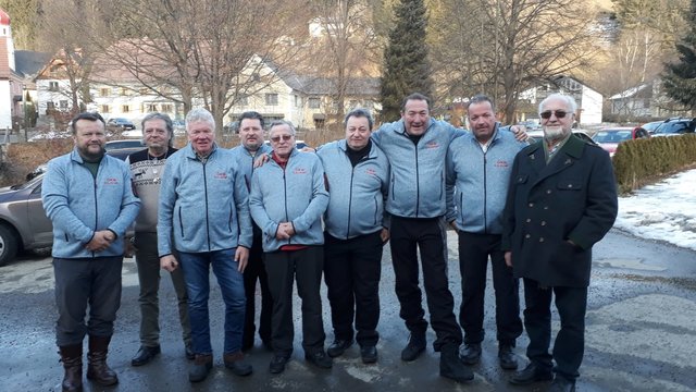 Die Kalsdorfer ÖKB-Stocksportler mit Franz Grinschgl (rechts) und Johann Reichhardt (3.v.l.) | Foto: KK