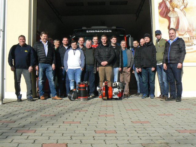 Bei der Winterschulung waren Bieler Franz, Laktis Franz, Heinisch Peter, Heinisch Josef, Heinisch Stefan, Hörist Kevin, Franc Josef, Dirnbeck Josef, Haselbacher Johannes, Haselbacher Stefan, Hupfer Reinhold, Heinisch René, Craighero Andreas, Heinisch Jürgen, Heinisch Patrick und Schneller Christian dabei. | Foto: FF Eisenzicken