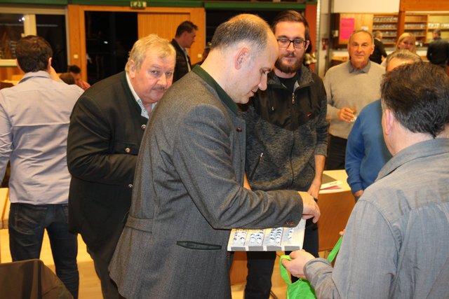 Obmann Christian Polz bei der Zwischen-Siegerehrung