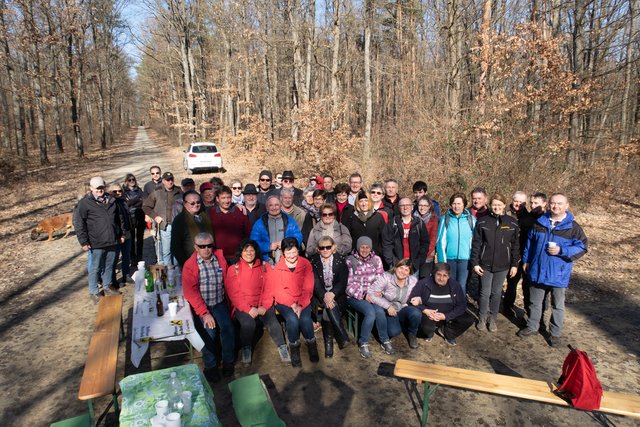 Der Sozialverein "Leben im Dorf" lud zur gemütlichen Winterwanderung in Deutsch Schützen und Eisenberg. | Foto: Herbert Eberhardt