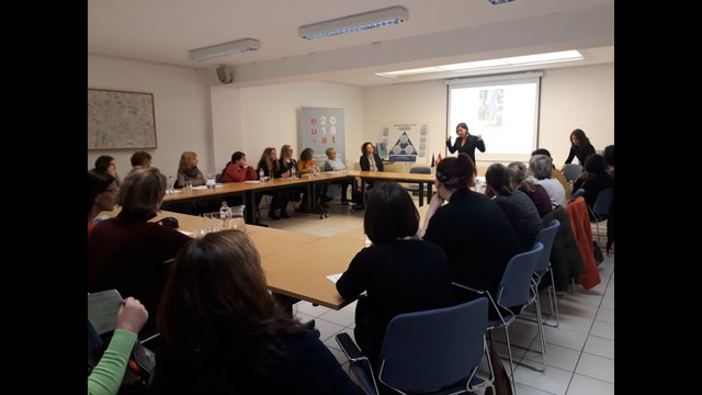 In zahlreichen Vorträgen und Diskussionen wurden Frauenthemen angesprochen. | Foto: WOCHE
