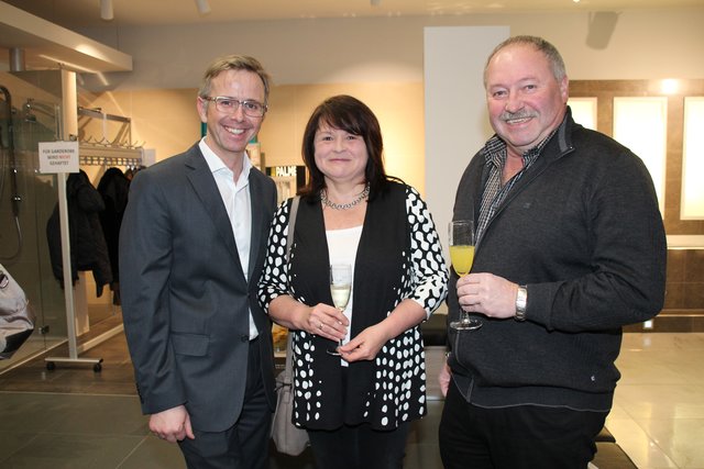 Herbert Aichinger (li.) mit Christine und Alois Kettl. | Foto: Doms