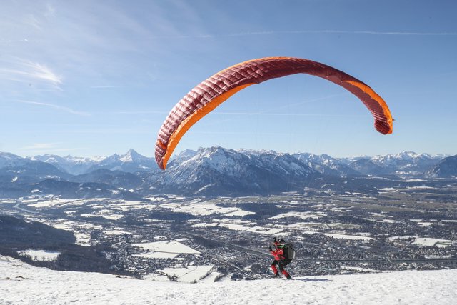 Paragleiten vom Gaisberg aus | Foto: Neumayr