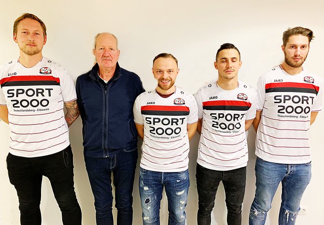 Patrick Landfahrer, Thomas Spari, Georg Hribar und Raffael Raudner (v.l., mit Sektionsleiter Franz Schmidt) sind die Neuen in Bad Gams. | Foto: Franz Krainer