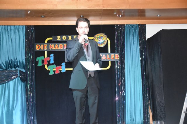 Stefan Slamanig als 'Peter Alexander'