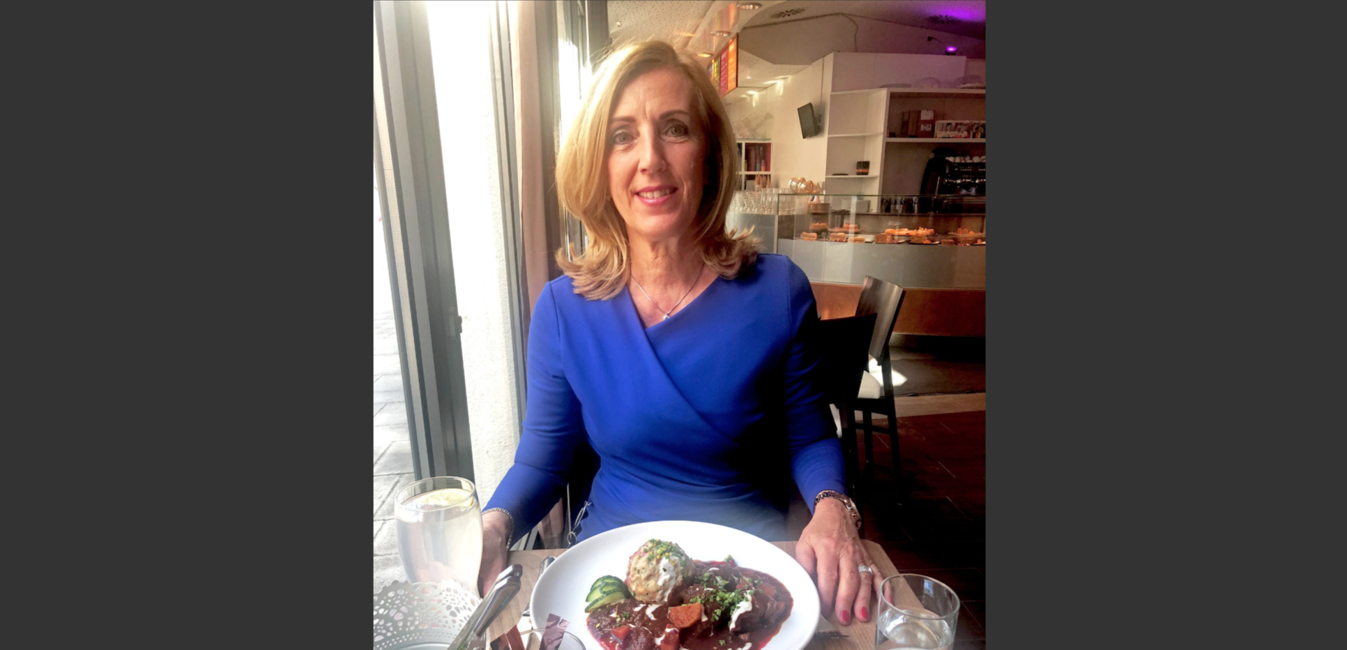 Mittagessen mit Ilse Nadler – sie ist davon überzeugt, dass man auch beim Tragen von Schmuck dessen Qualität spürt.