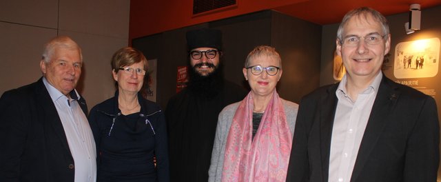 Organisator DI Werner und Mag. Katharina Hermeling, Pater Raphail vom gr.-orthodoxen Kloster St. Andrä, Pfarrerin Mag. Ingrid Tschank, Evangelische Pfarrkirche A.B.Gols und MMag. Michael Wüger, von der Stadtpfarre Neusiedl am See. | Foto: Andrea Glatzer