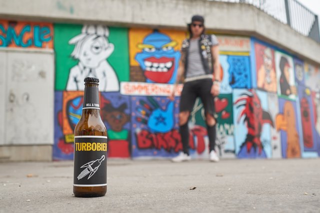 Turbobier gibt es auch zum Trinken. | Foto: Arnold Burghardt