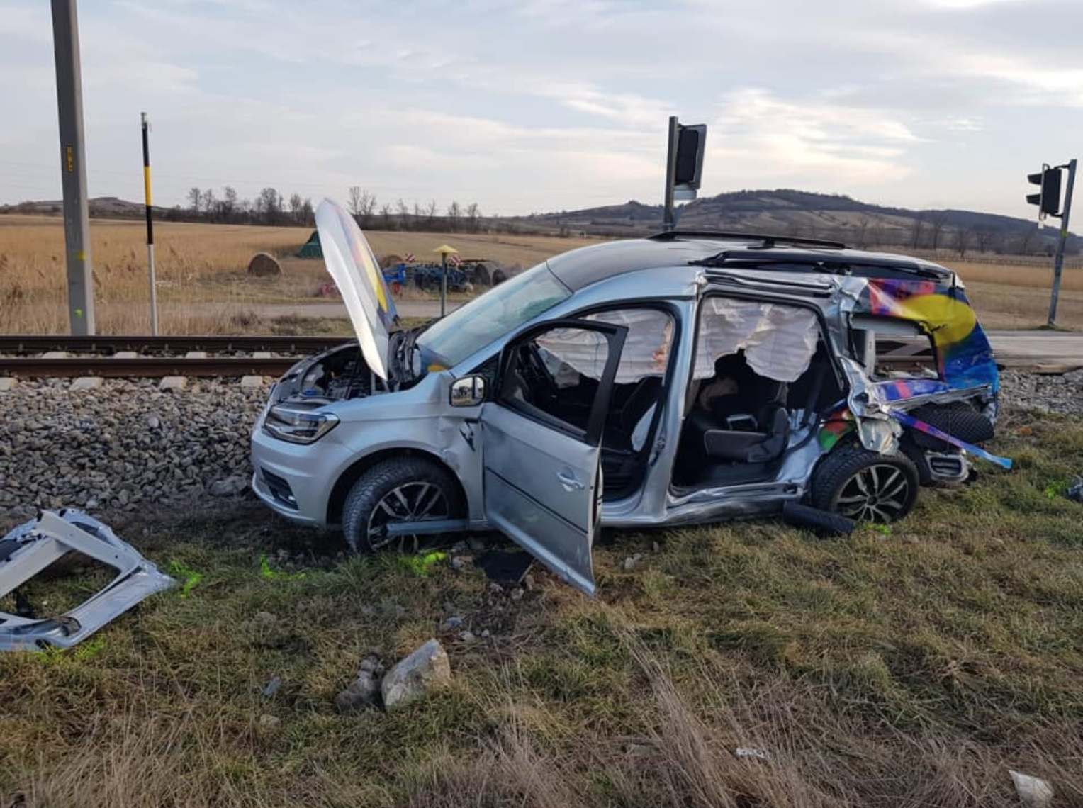 Heikler Einsatz: in Schützen kollidierte ein Auto mit einem Zug