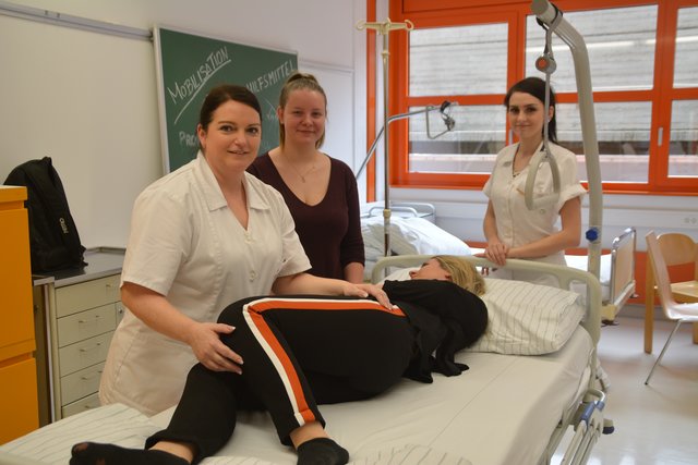 Tag der offenen Tür: Gesundheits- und Krankenpflegeschule ...