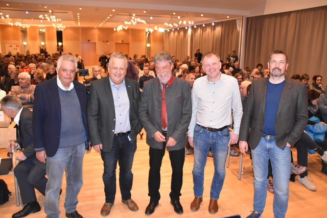 Hubert Wammes, Josef Leitner, Fritz Gurgiser, Hydrologe Johannes Matzinger und Geologe Oliver Montag.