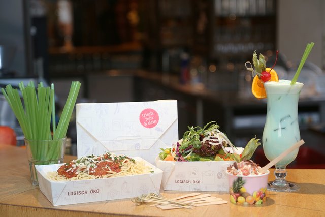 Die Pizzeria Azzurro möchte auf Plastik verzichten und setzt nun auf nachhaltige Verpackungsmaterialien.