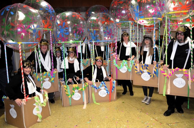 Die "heißen Ballonfahrer" holten Rang zwei in der Kategorie "schön"