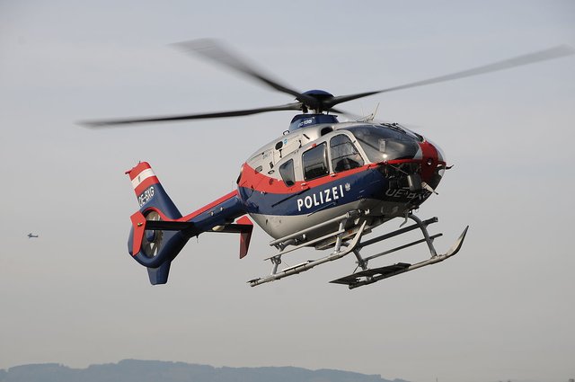 Der junge Mann wurde auch mit Hubschrauber und Wärmebildkamera gesucht.