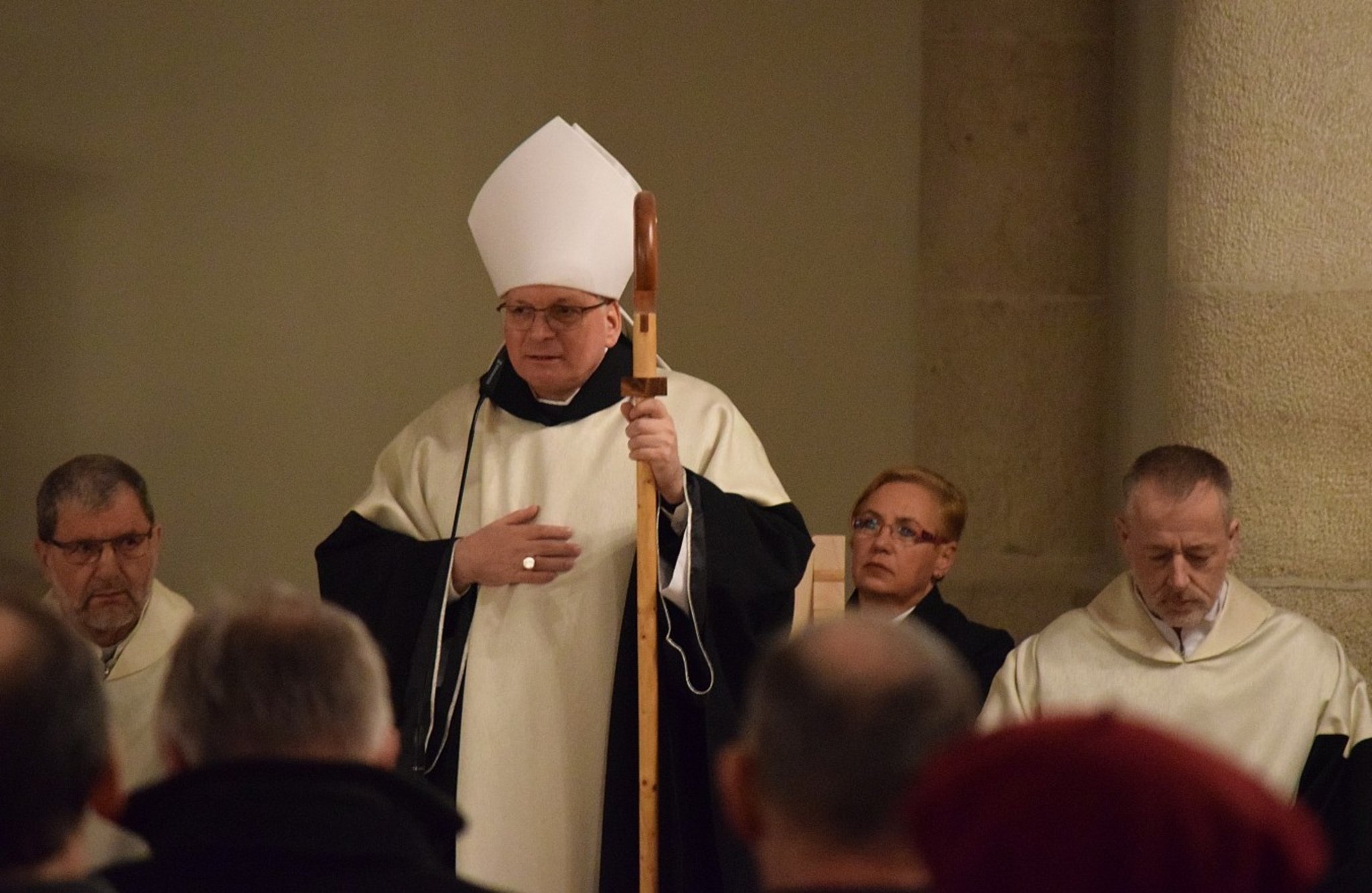 Hoffnung auf die Auferstehung Requiem für den 1. Militärbischof von