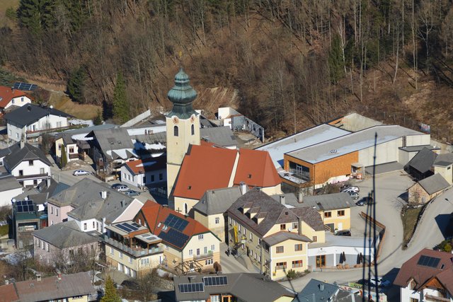 Schneeschuh-Wanderung mit Regionauten: Dieser herrliche Ausblick bietet sich auf der Burgruine Reinsberg. | Foto: Roland Mayr