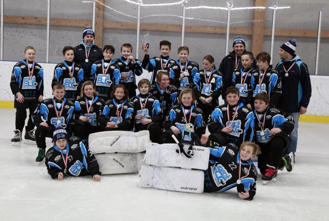 Das sind die Tiroler Vizemeister U13 des mrct EC Götzens, die sich erst im Finale geschlagen geben mussten. | Foto: ECG