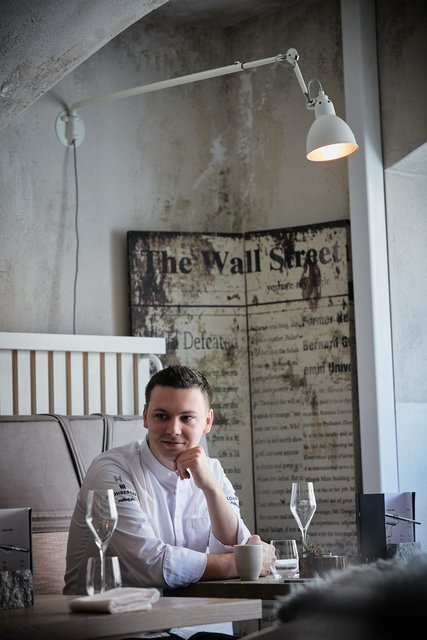 Lukas Kienbauer holte nicht nur mit seinem Haubenrestaurant Falstaff-Gabeln. | Foto: Lohberger