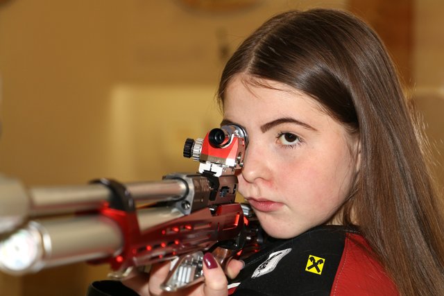 Lisa Hafner aus Umhausen war die beste Schützin der Raiffeisen-Bezirksrundenwettkämpfe mit dem Luftgewehr 2018/19