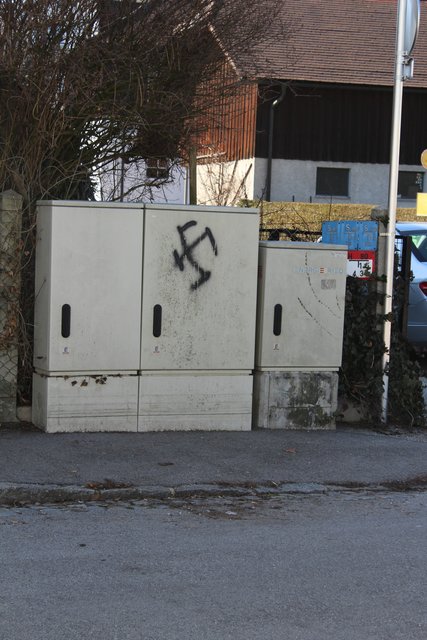 Monatelang war auf diesem Stromverteilerkasten ein Hakenkreuz zu sehen.