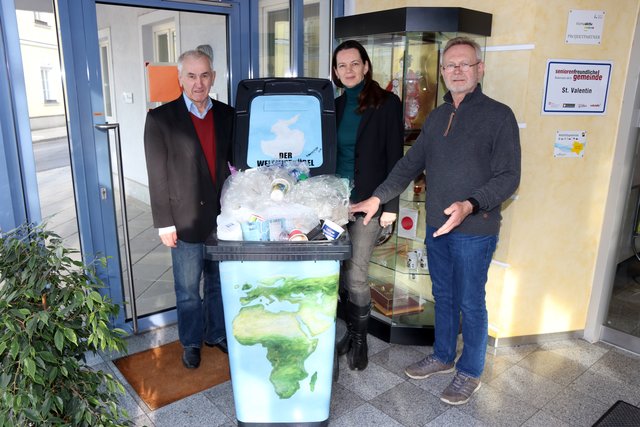 v.l. Manfred Brandstätter, Kerstin Suchan-Mayr und Leopold Feilecker. | Foto: Stadtgemeinde St. Valentin