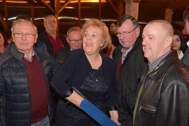 Die neue Landtagspräsidentin Verena Dunst stand im Mittelpunkt der Gratulationsfeier, die ihr die SPÖ Moschendorf ausrichtete.