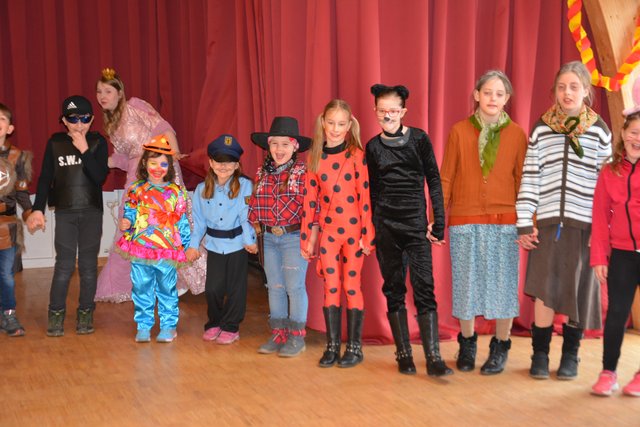 Tolle Verkleidungen und lustige Spiele begeisterten nicht nur die Kinder. | Foto: KK