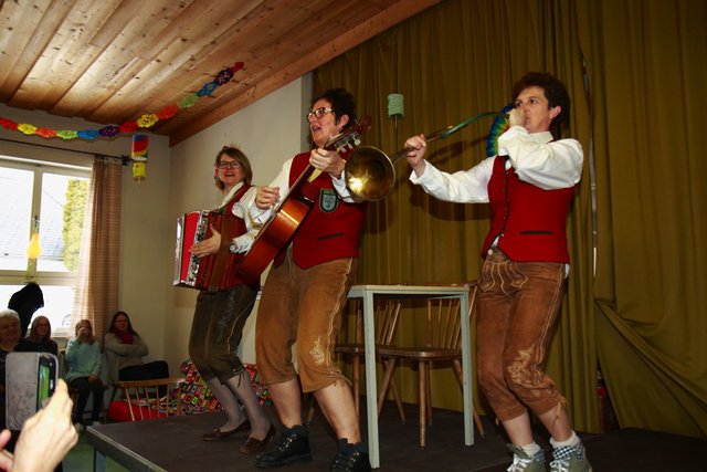 LiveAuftritt der Stoanis beim Faschings3erlei in Fischbach
