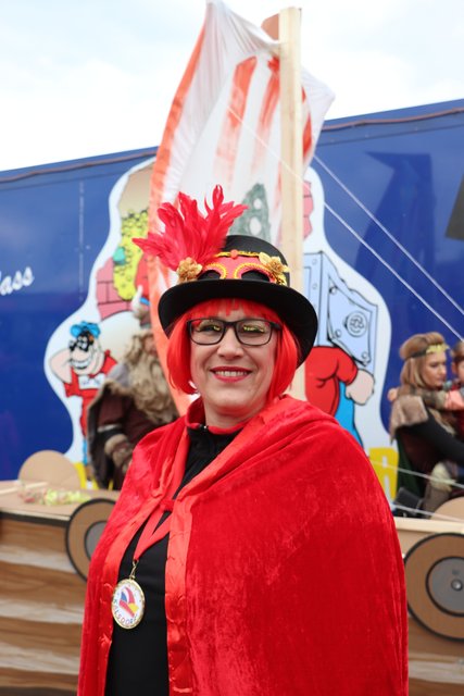 Kalsdorfs Vzbgm. Karin Boandl-Haunold im Outfit des Faschingsadels. | Foto: Edith Ertl
