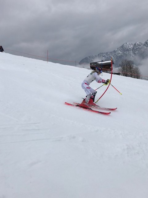 Die St. Antonerin Nina Ess beim Slalom.  | Foto: Gerald Zangerl