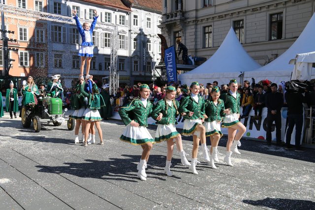 Mädchengarde, 1. Grazer Faschingsclub