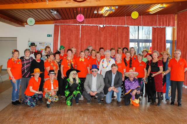 Gut gelaunt beim jährlichen Faschingstreff in Muckendorf-Wipfing